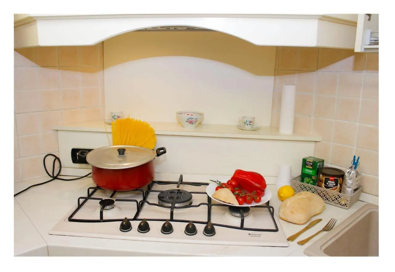 Lux & Comfort Apartment Naples Italy